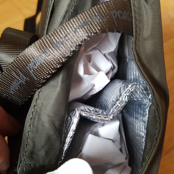 Peace Love World Insulated Wine Tote Bag - Picture 5 of 6